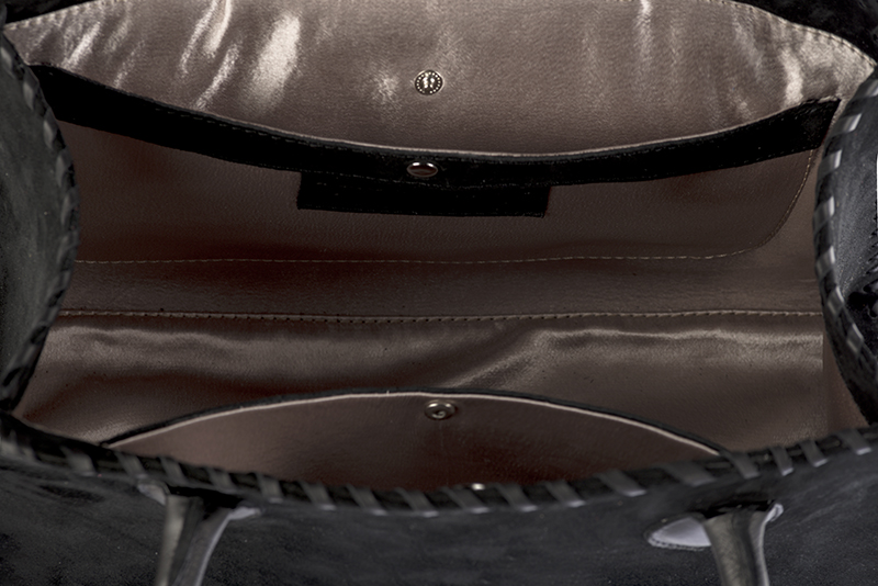 Dress handbag in matt black and satin black leather - Rear view